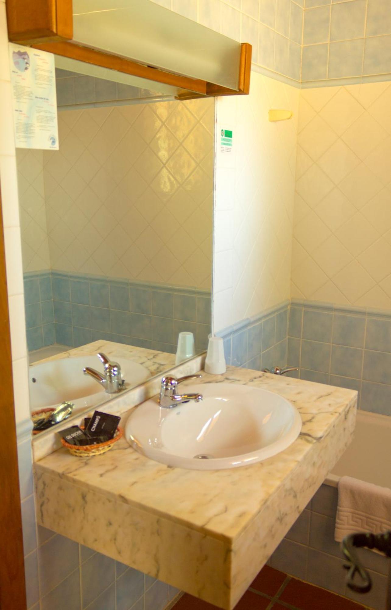 La Hospederia Del Silencio Aparthotel Robledillo de la Vera ห้อง รูปภาพ